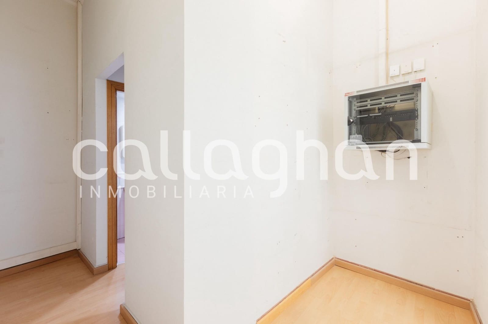 Biuro do wynajęcia w Miasto Walencja - 1 900 € (Ref: 9127285)