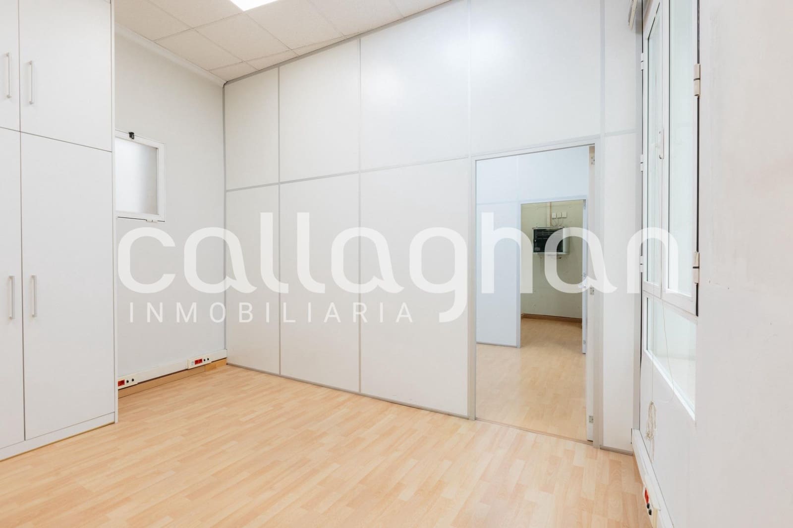 Biuro do wynajęcia w Miasto Walencja - 1 900 € (Ref: 9127285)
