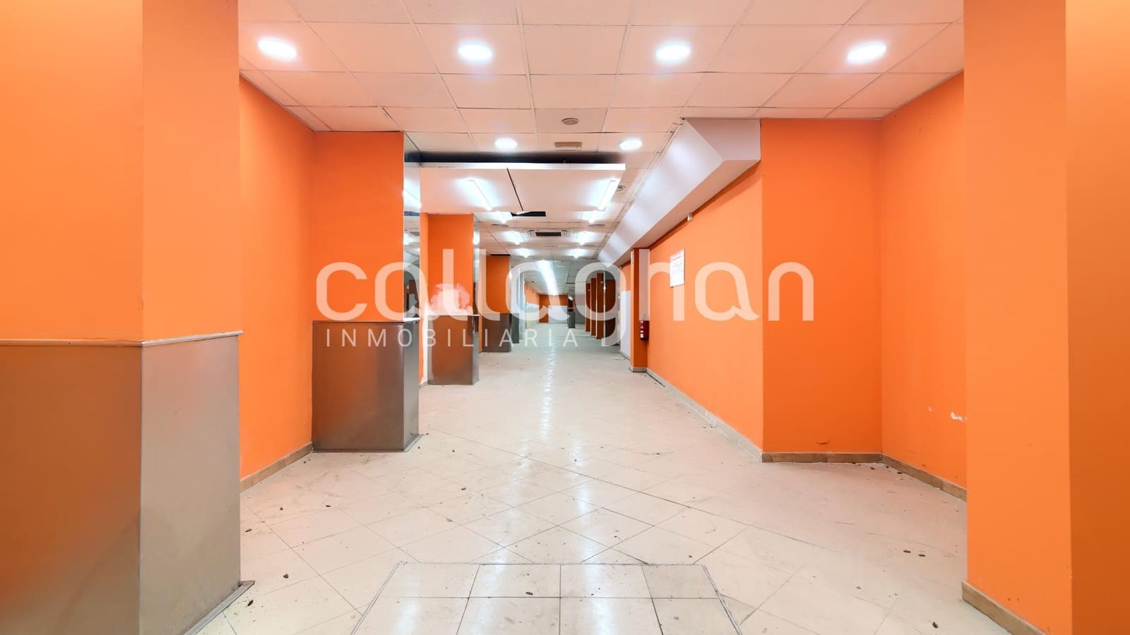 Erhverv til leje i Valencia by - € 9.000 (Ref: 9127286)