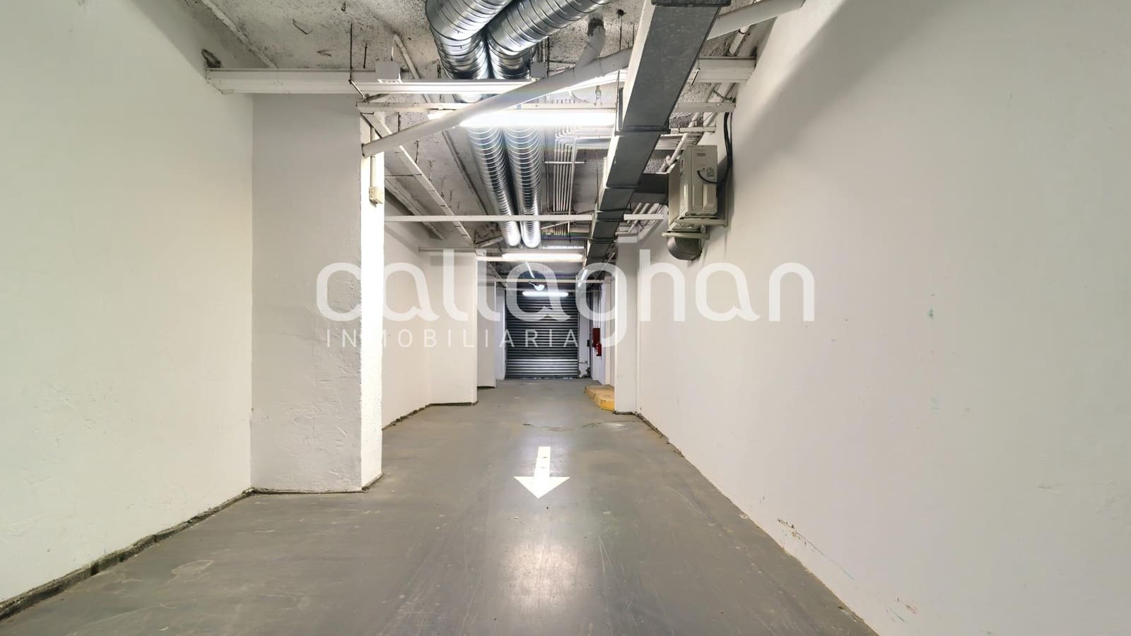 Erhverv til leje i Valencia by - € 9.000 (Ref: 9127286)