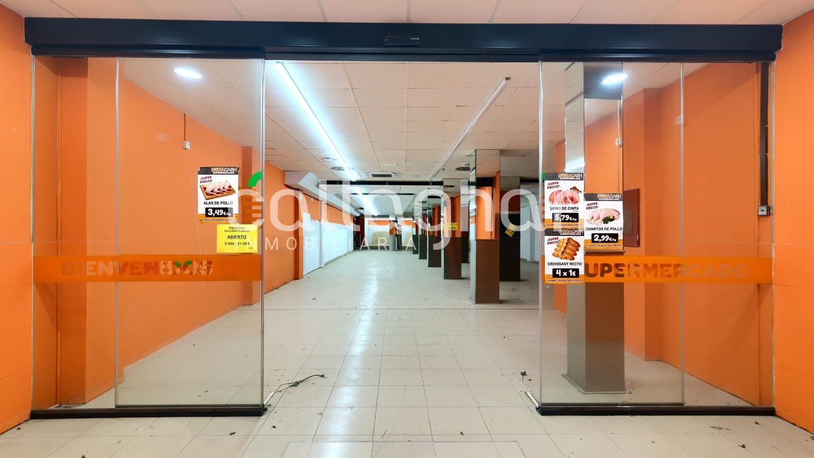 Erhverv til leje i Valencia by - € 9.000 (Ref: 9127286)