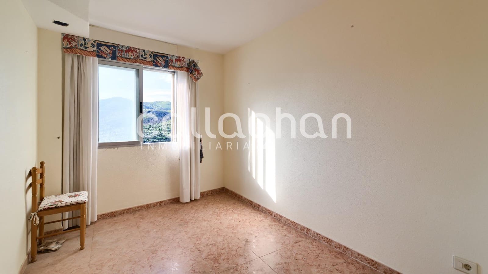 3 bedroom Flat for sale in Bejis - € 76,000 (Ref: 9127292)