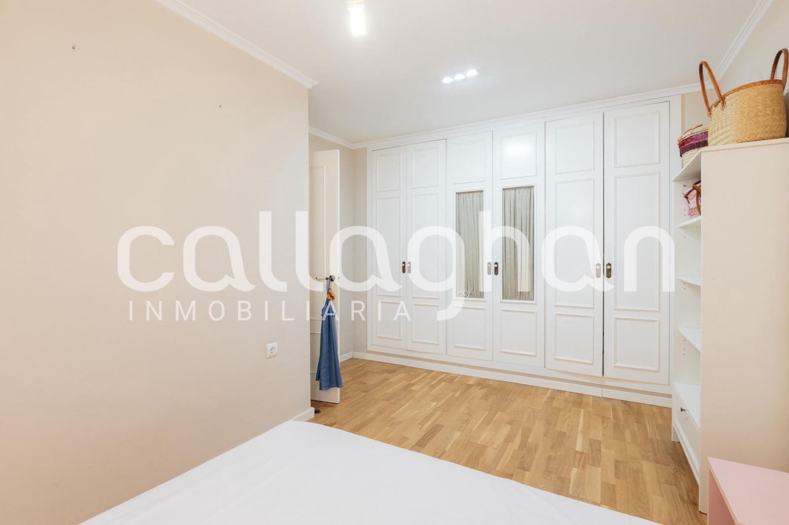 4 soveværelse Rækkehus til salg i Tavernes Blanques med garage - € 370.000 (Ref: 9127293)