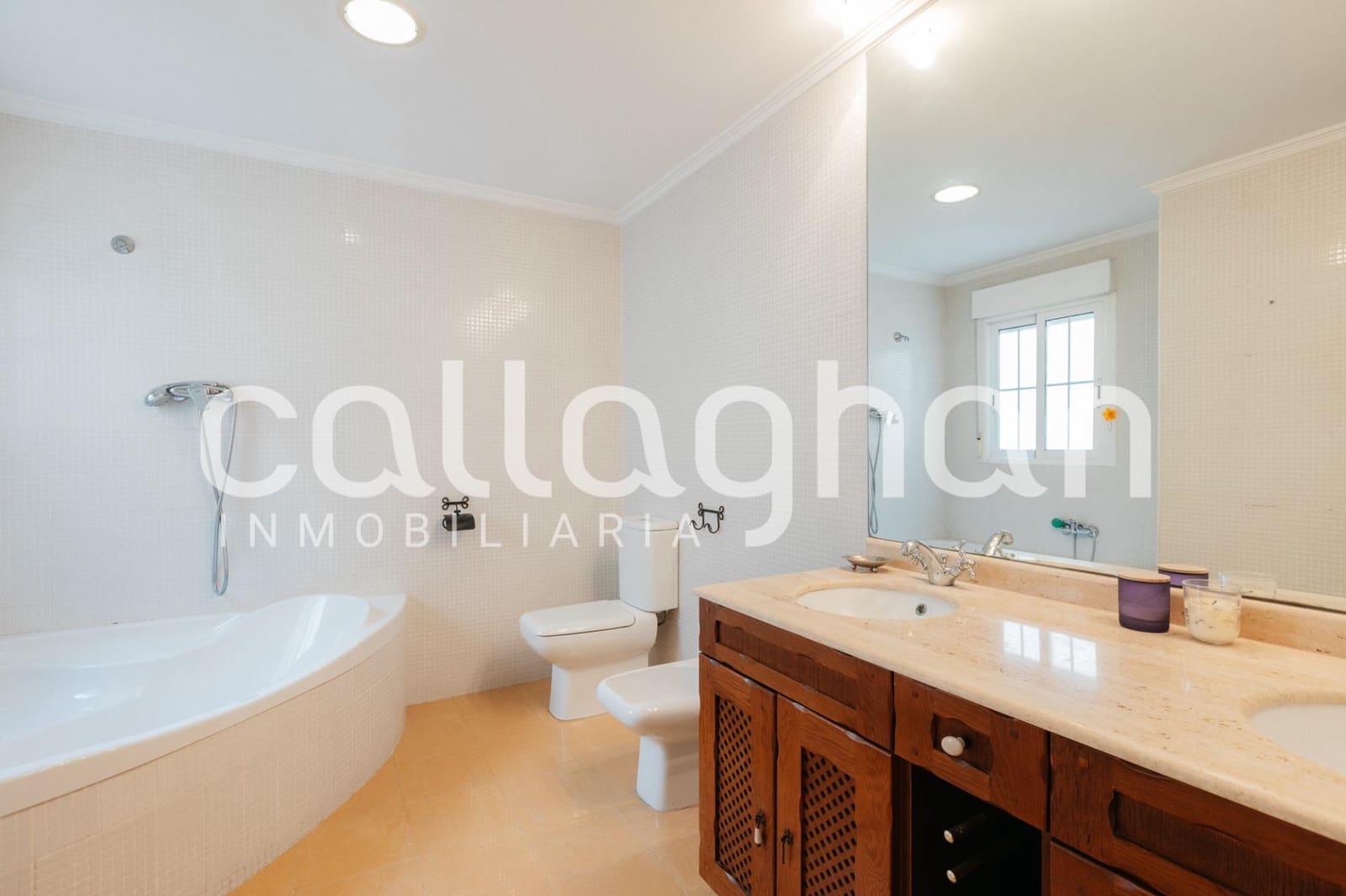 4 soveværelse Rækkehus til salg i Tavernes Blanques med garage - € 370.000 (Ref: 9127293)