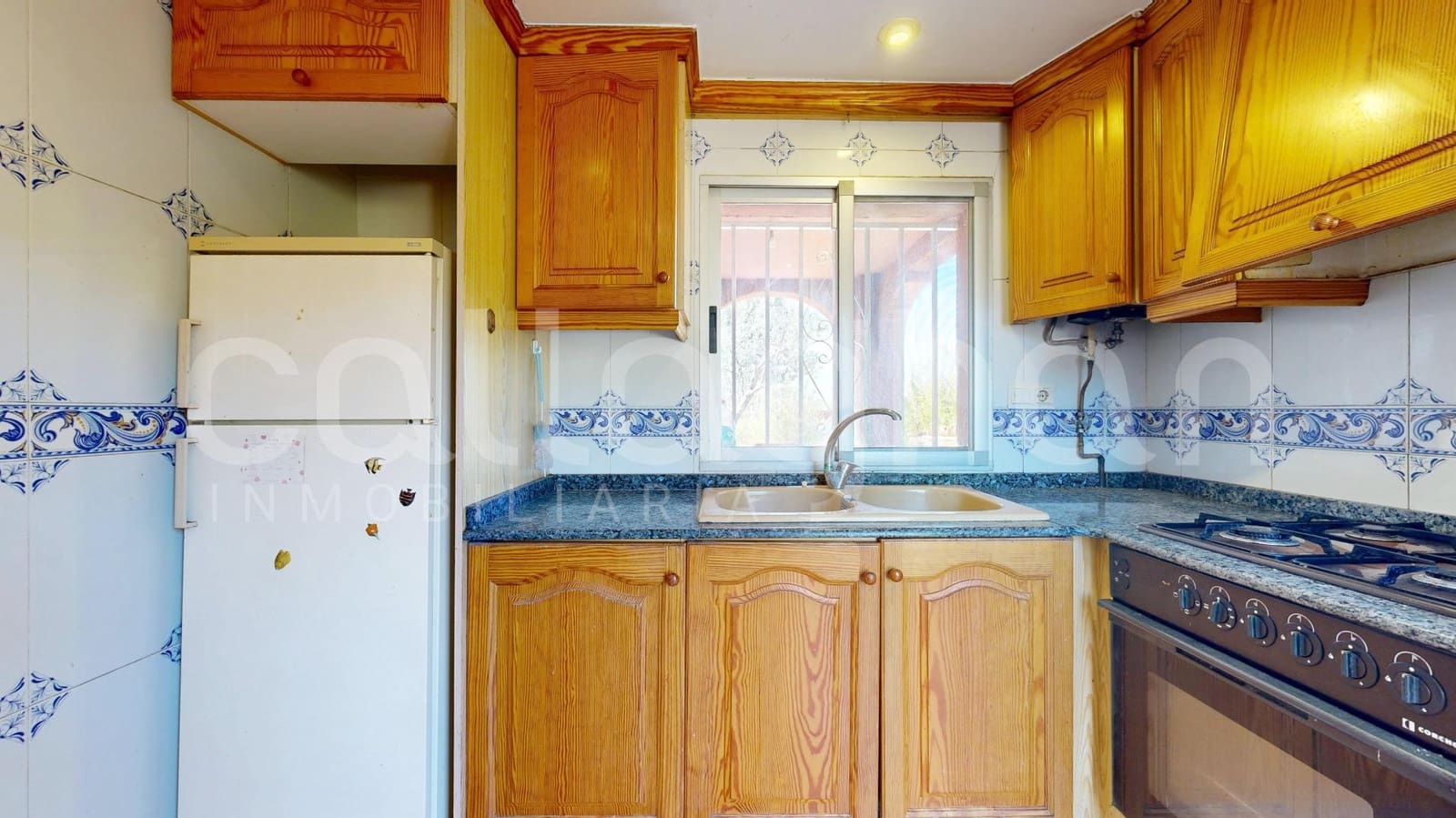 4 soveværelse Villa til salg i Naquera med swimmingpool garage - € 230.000 (Ref: 9127296)