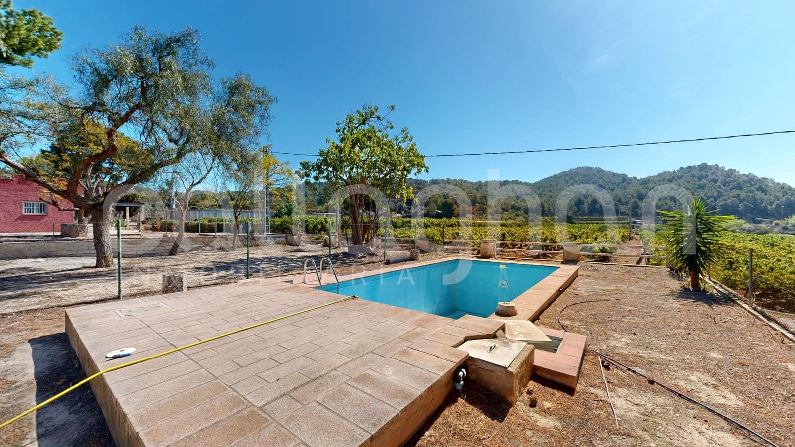 4 soveværelse Villa til salg i Naquera med swimmingpool garage - € 230.000 (Ref: 9127296)