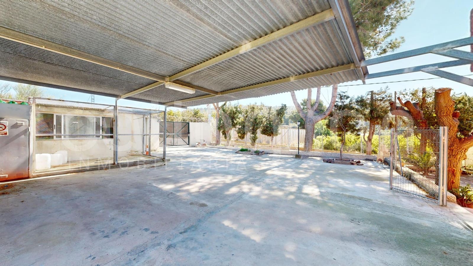 4 soveværelse Villa til salg i Naquera med swimmingpool garage - € 230.000 (Ref: 9127296)