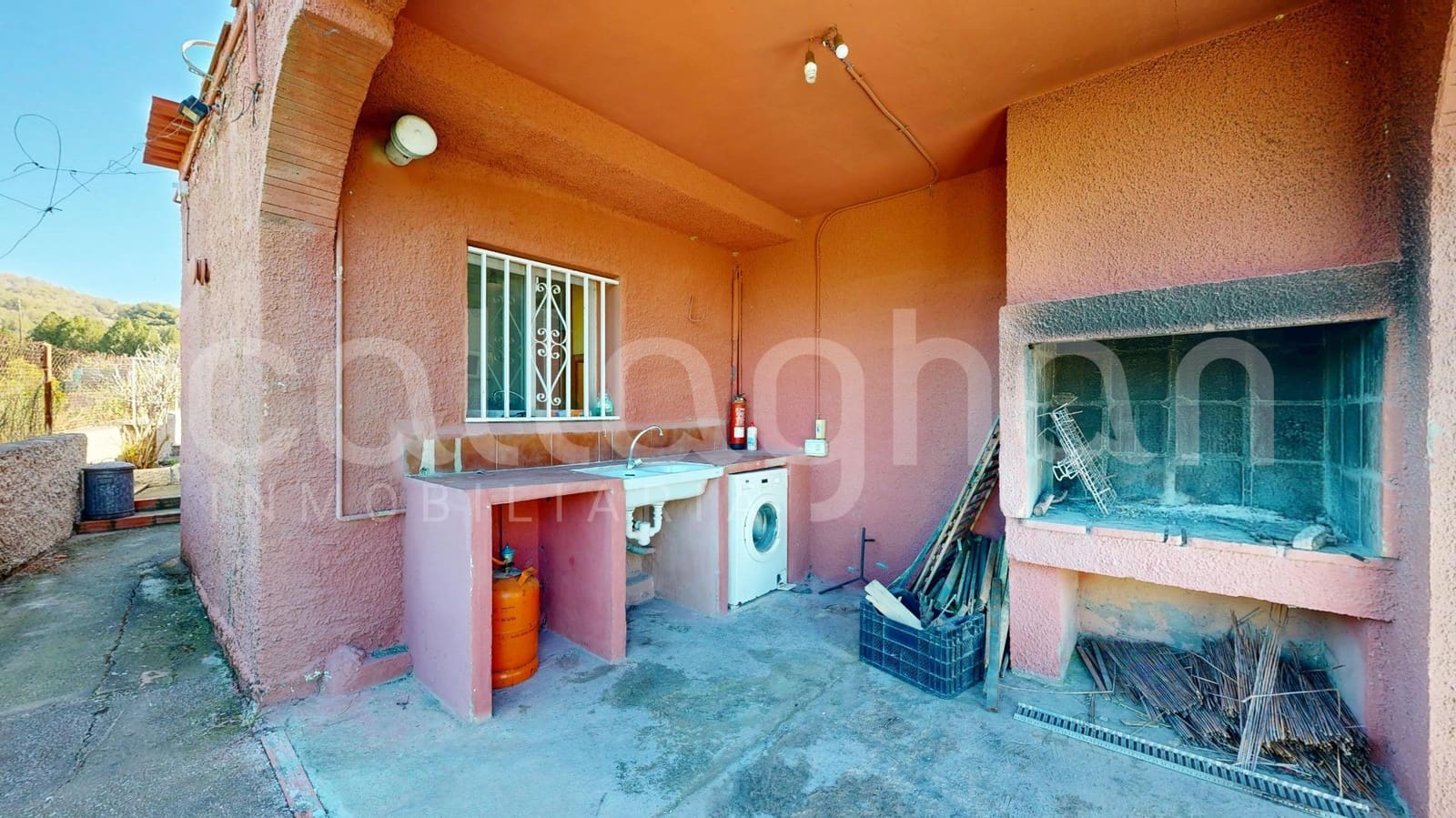 4 soveværelse Villa til salg i Naquera med swimmingpool garage - € 230.000 (Ref: 9127296)