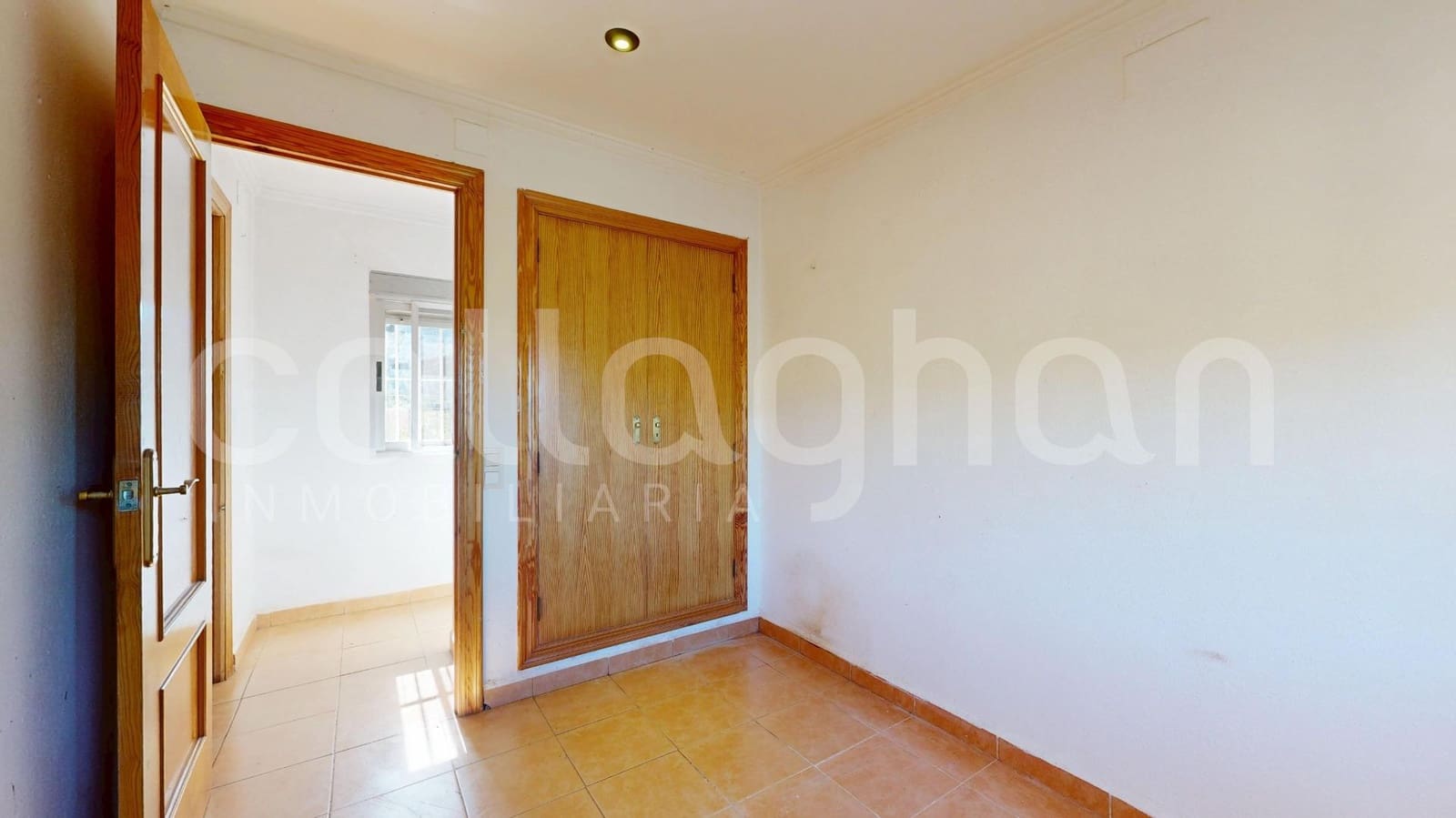 4 soveværelse Villa til salg i Naquera med swimmingpool garage - € 230.000 (Ref: 9127296)