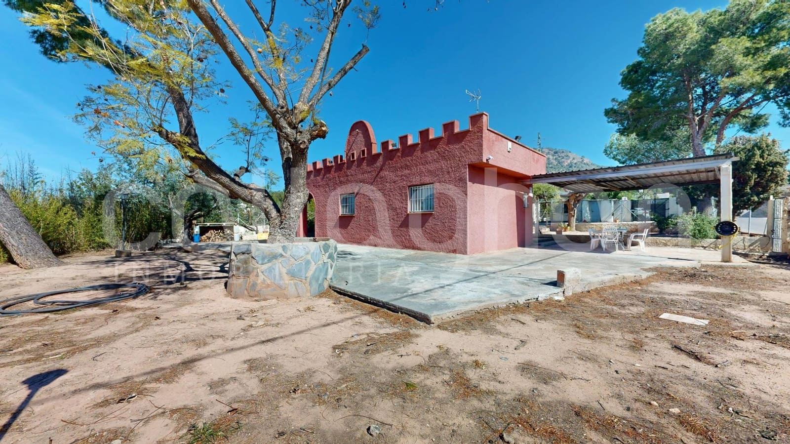 4 soveværelse Villa til salg i Naquera med swimmingpool garage - € 230.000 (Ref: 9127296)