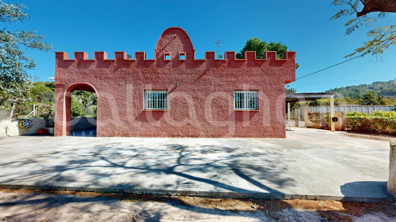 4 soveværelse Villa til salg i Naquera med swimmingpool garage - € 230.000 (Ref: 9127296)