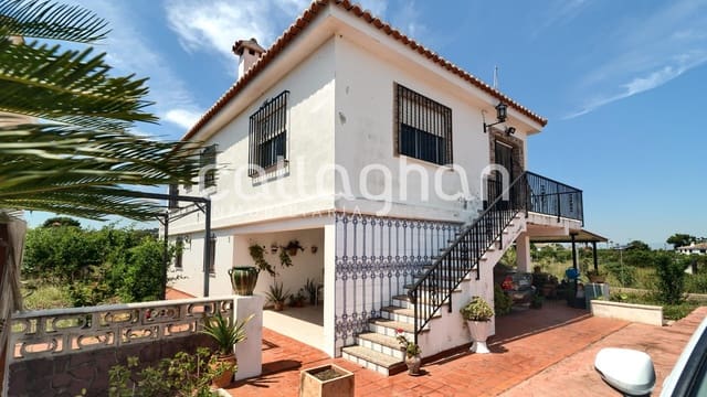 6 soverom Villa til salgs i Alzira med svømmebasseng garasje - € 210 000 (Ref: 9127299)