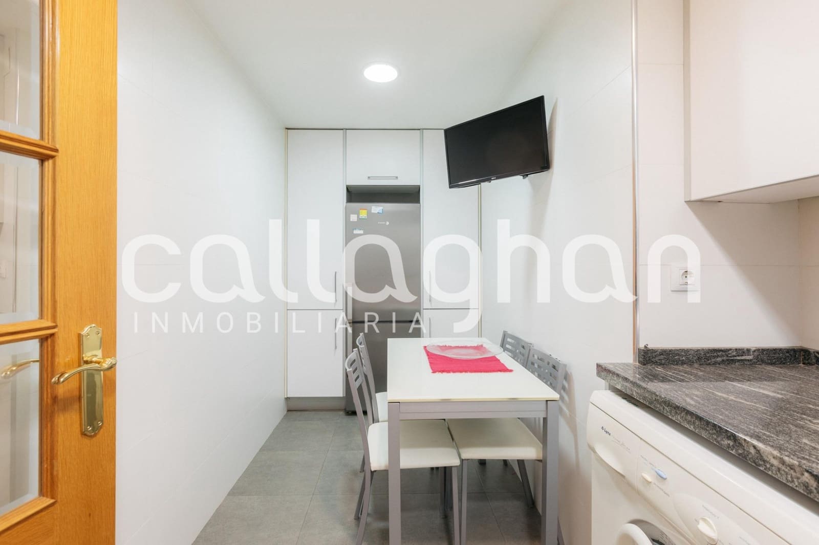 2 soveværelse Lejlighed til salg i Valencia by - € 225.000 (Ref: 9127307)