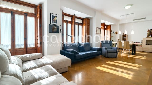 4 soveværelse Lejlighed til salg i Arrancapins, Valencia by med garage - € 565.000 (Ref: 9127312)