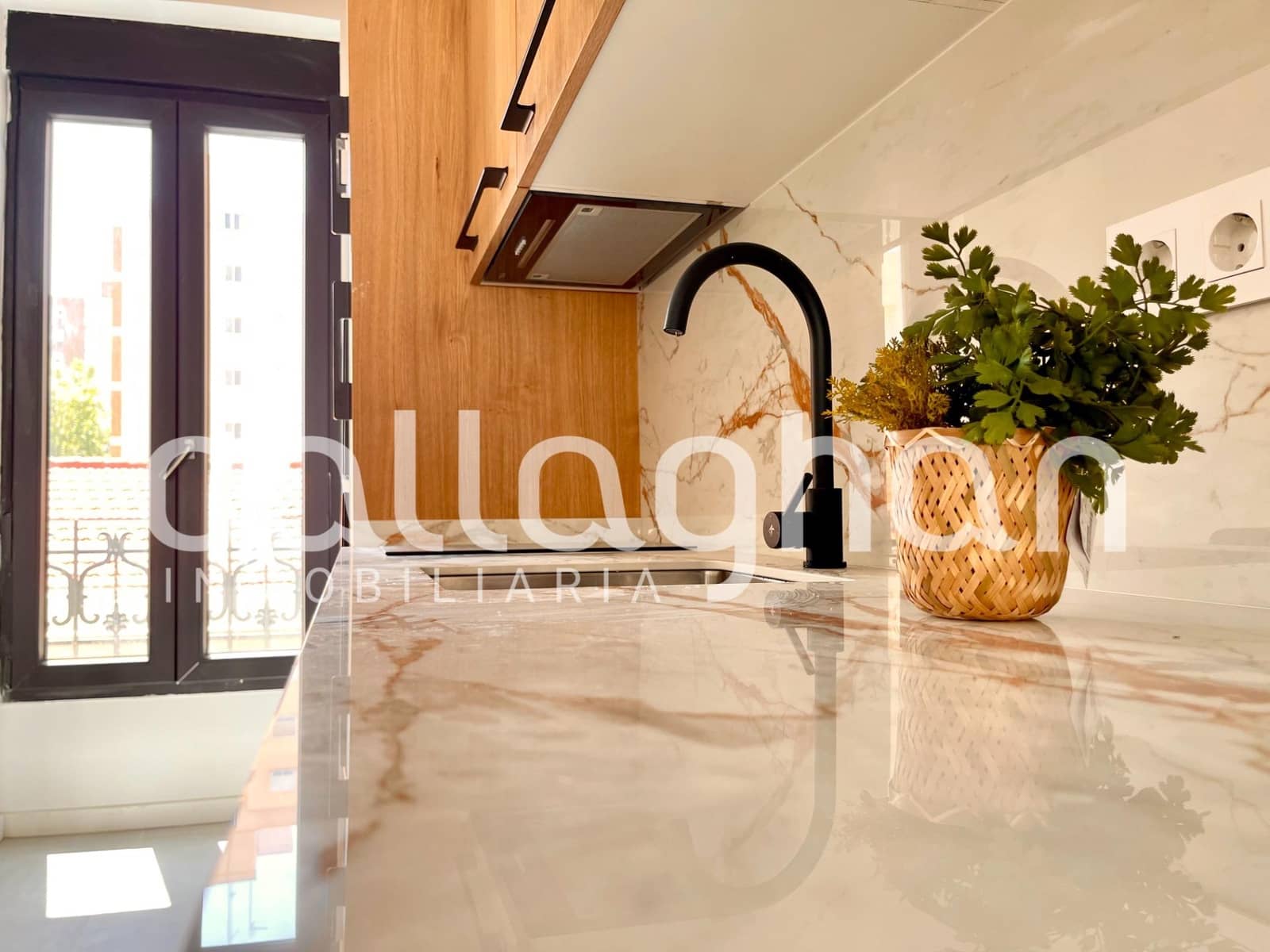 Loft de 1 habitación en València ciudad en alquiler - 1.300 € (Ref: 9127315)