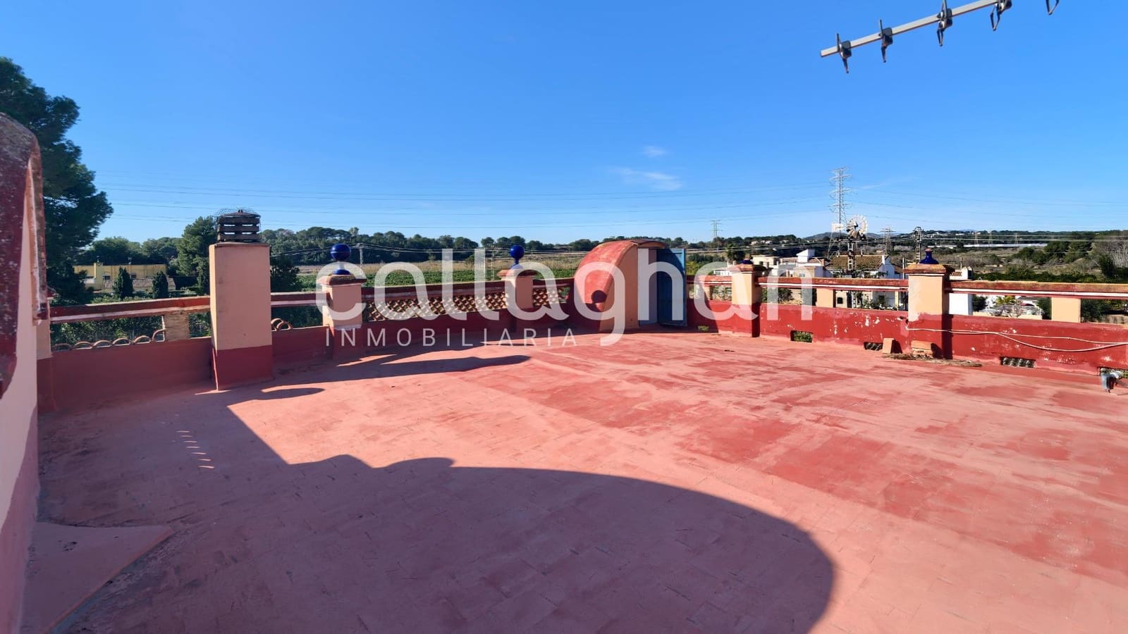 6 bedroom Villa for sale in Manises with pool garage - € 1,100,000 (Ref: 9127316)