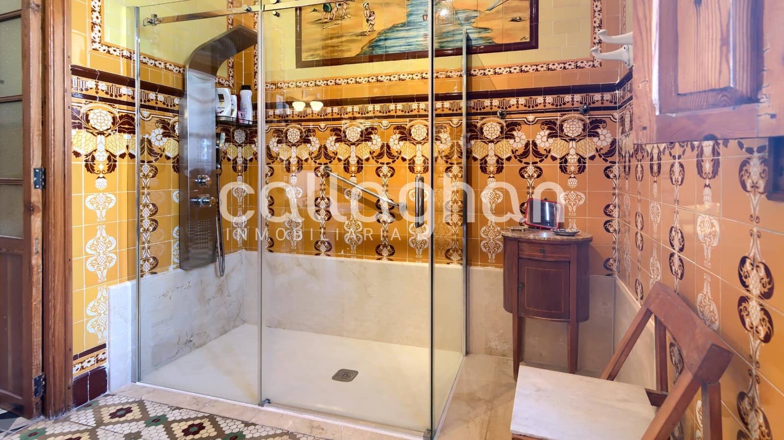 6 bedroom Villa for sale in Manises with pool garage - € 1,100,000 (Ref: 9127316)