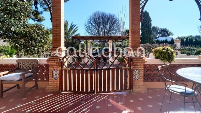 6 bedroom Villa for sale in Manises with pool garage - € 1,100,000 (Ref: 9127316)