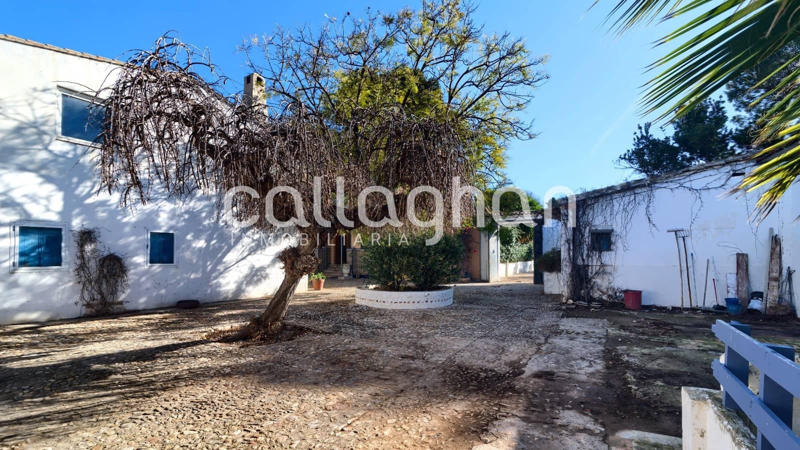 6 bedroom Villa for sale in Manises with pool garage - € 1,100,000 (Ref: 9127316)