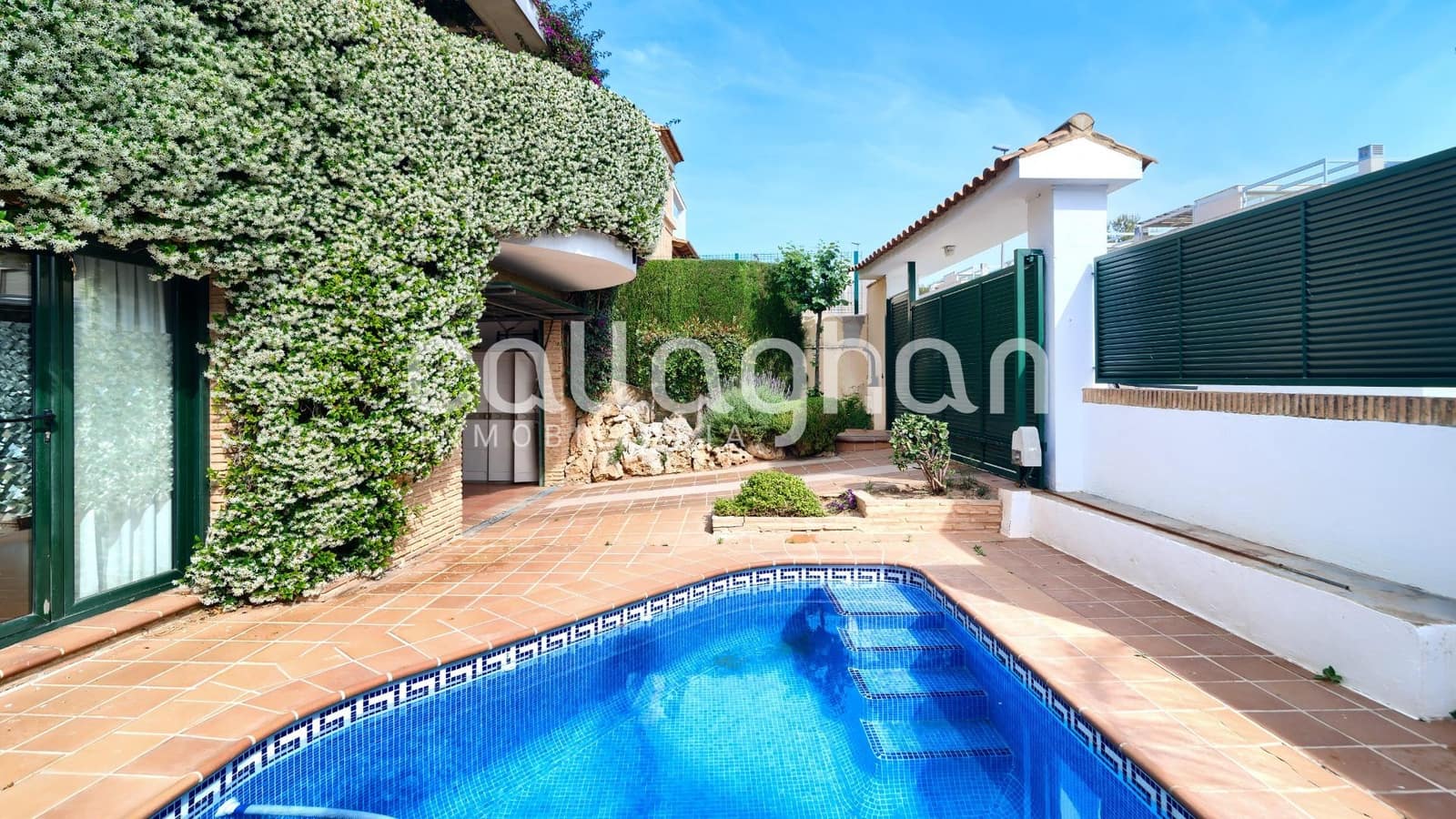 5 soveværelse Villa til leje i Godella med swimmingpool garage - € 3.000 (Ref: 9127317)