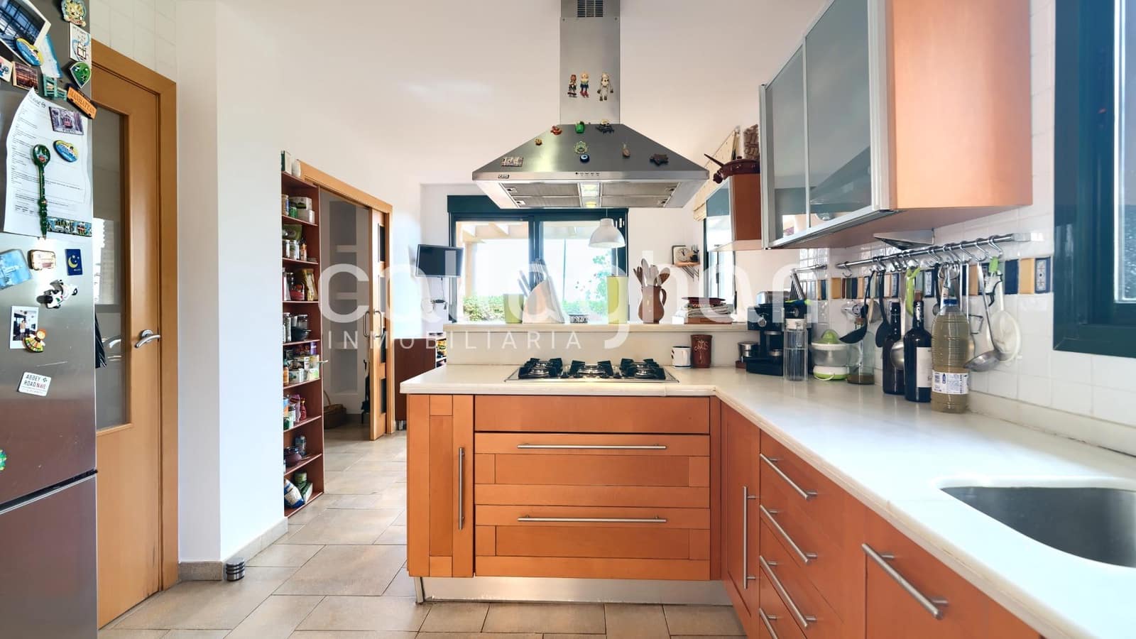 5 soveværelse Villa til leje i Godella med swimmingpool garage - € 3.000 (Ref: 9127317)