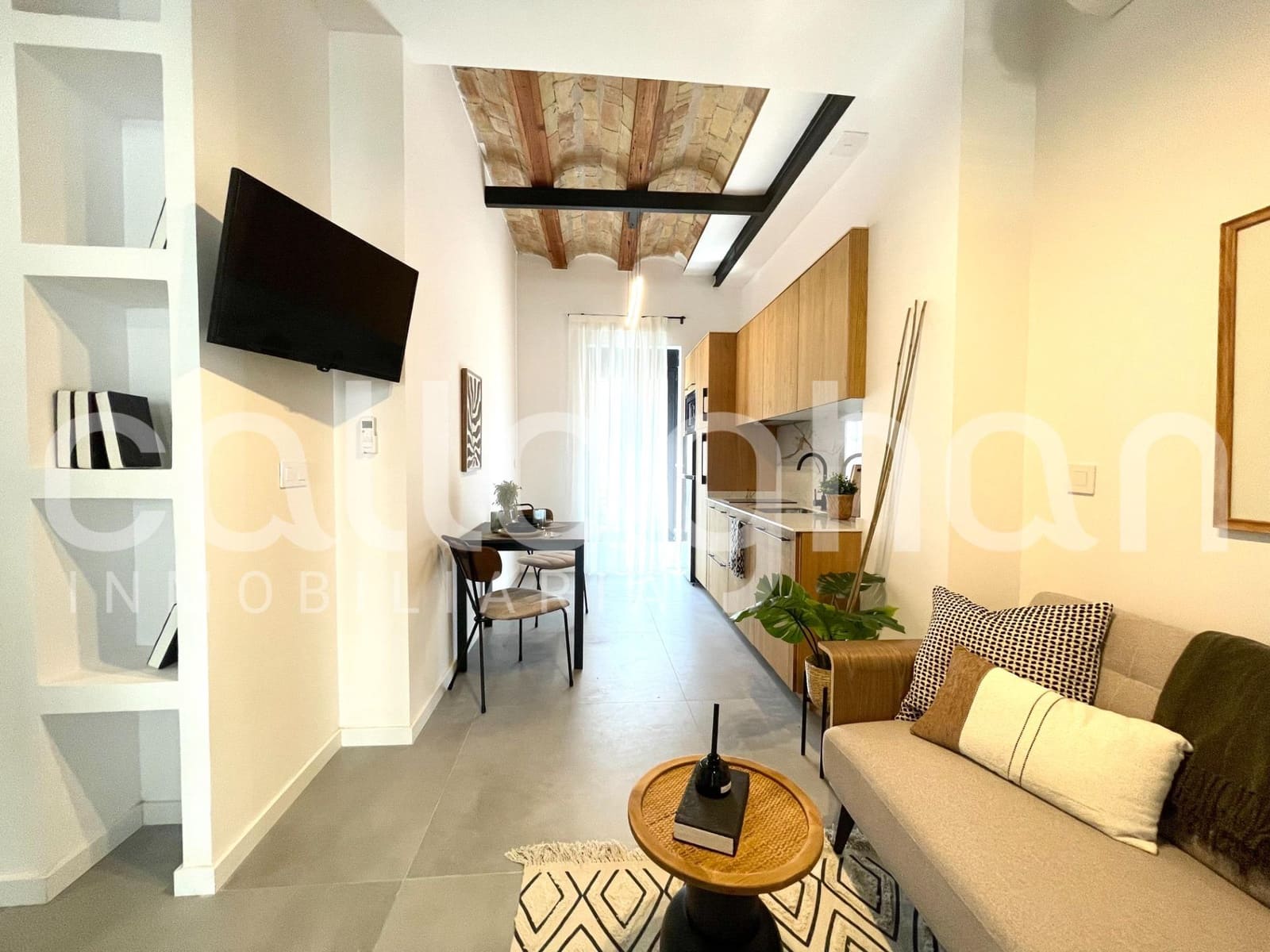 Loft de 1 chambre à louer à Valence ville - 1 100 € (Ref: 9127321)