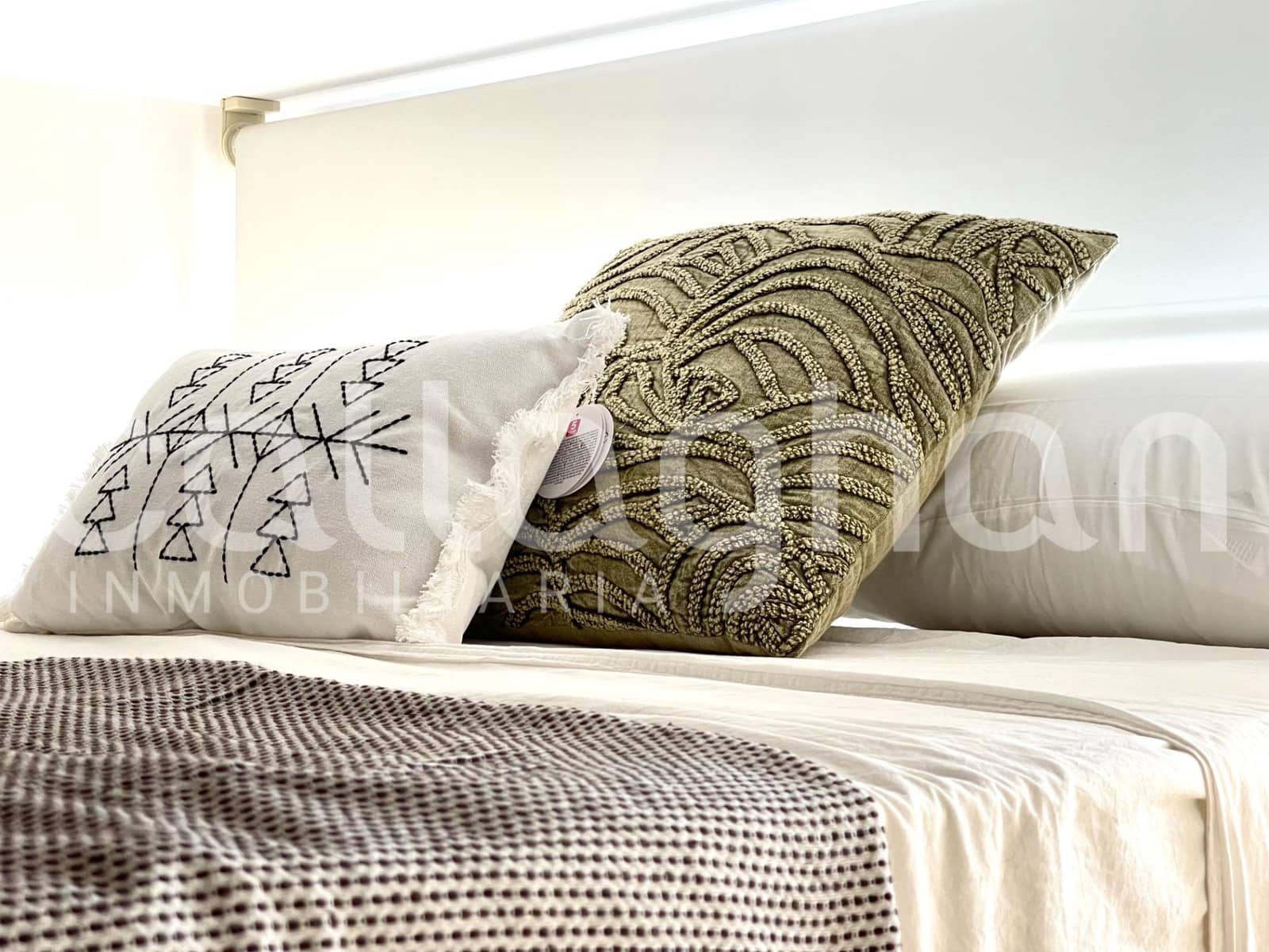 Loft de 1 chambre à louer à Valence ville - 1 100 € (Ref: 9127321)