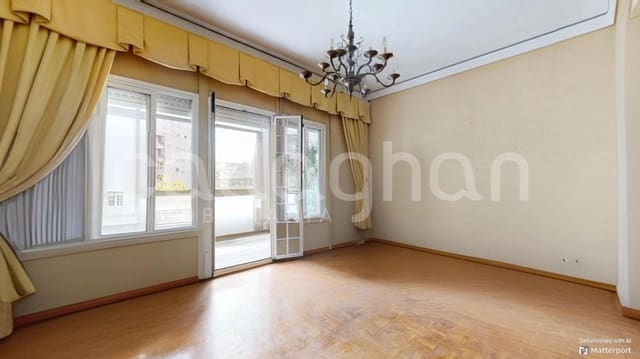 5 sovrum Lägenhet till salu i Arrancapins, Valencia stad - 395 000 € (Ref: 9127322)