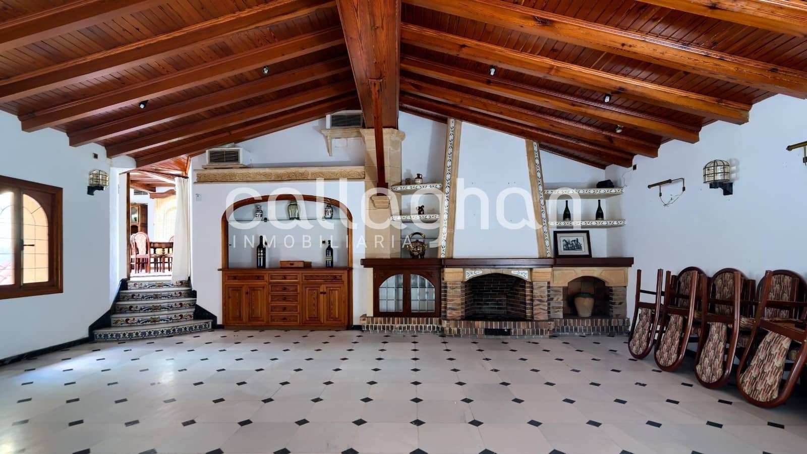 Restaurant/Bar for sale in Benifaio - € 450,000 (Ref: 9127330)