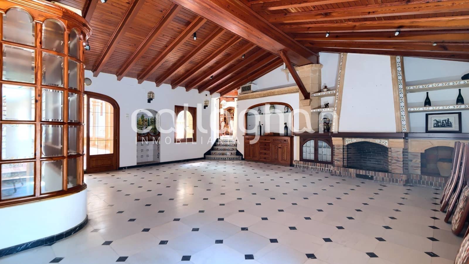 Restaurant/Bar for sale in Benifaio - € 450,000 (Ref: 9127330)