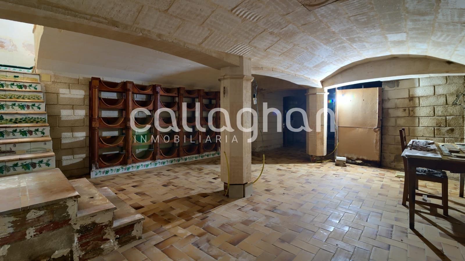 Restaurant/Bar for sale in Benifaio - € 450,000 (Ref: 9127330)