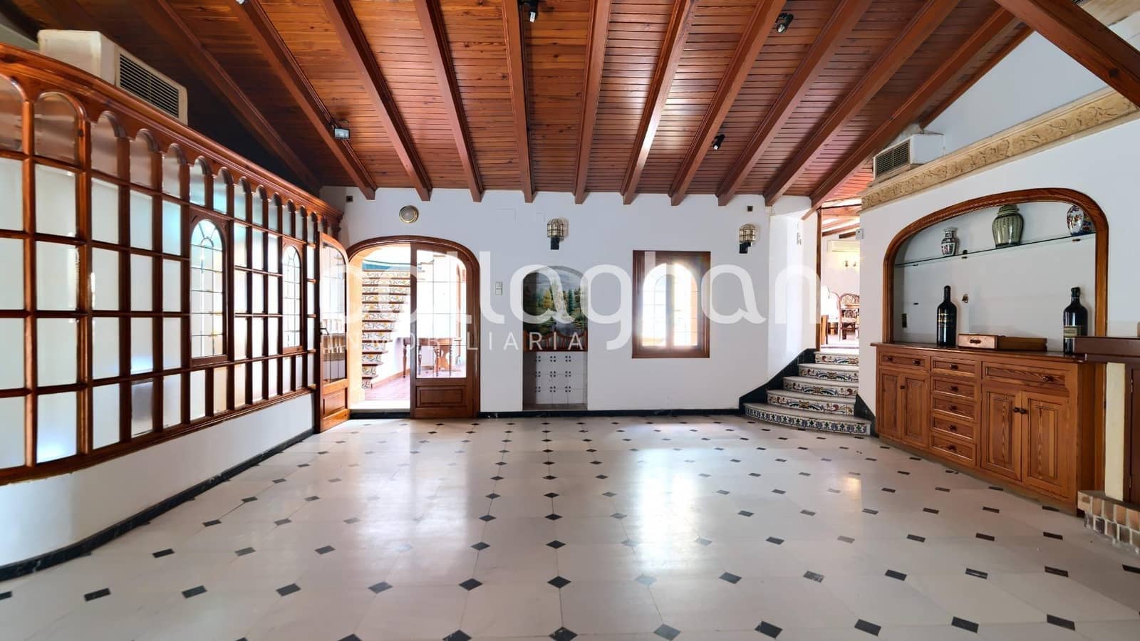 Restaurant/bar te koop in Benifaio - € 450.000 (Ref: 9127330)
