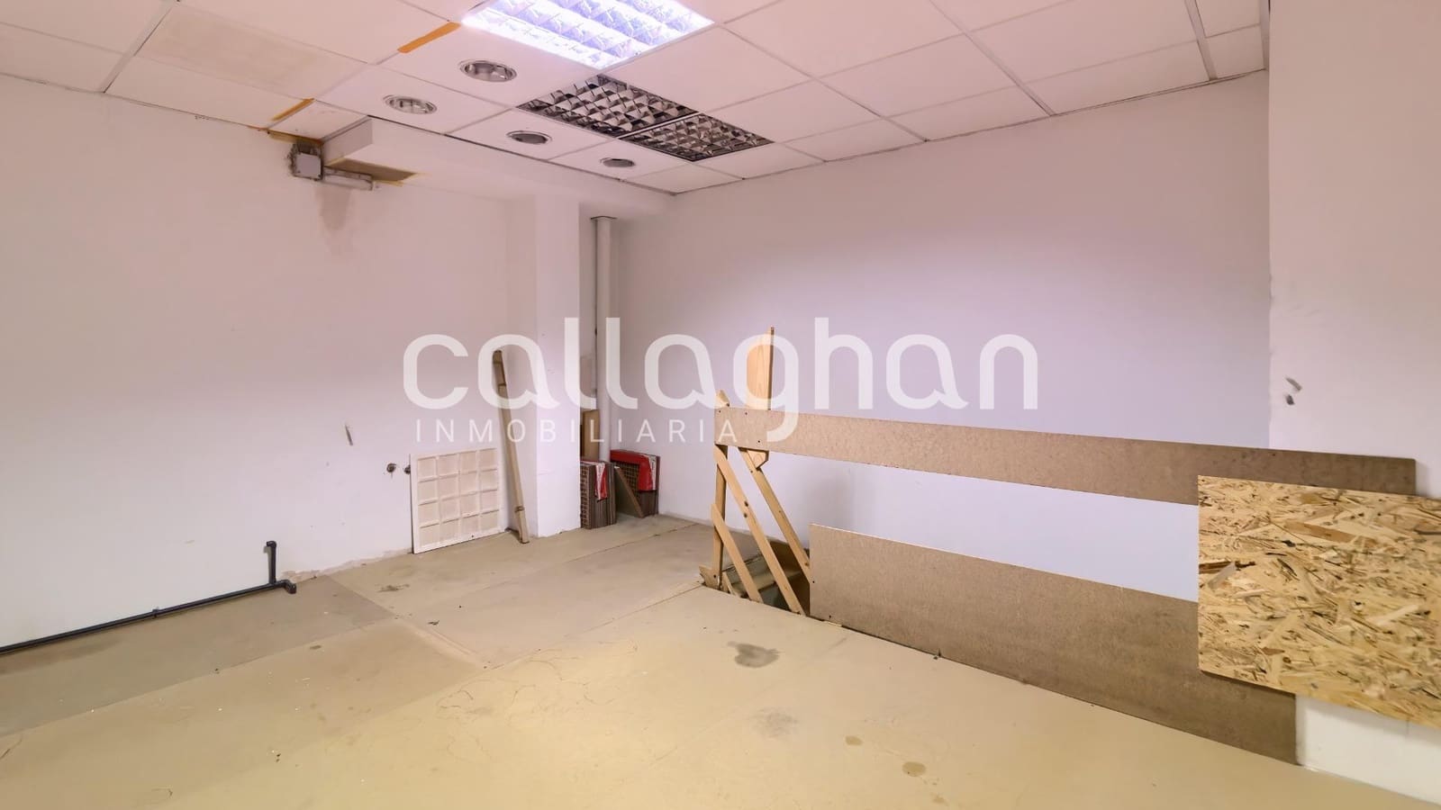 Local Comercial en València ciudad en venta - 200.000 € (Ref: 9132569)