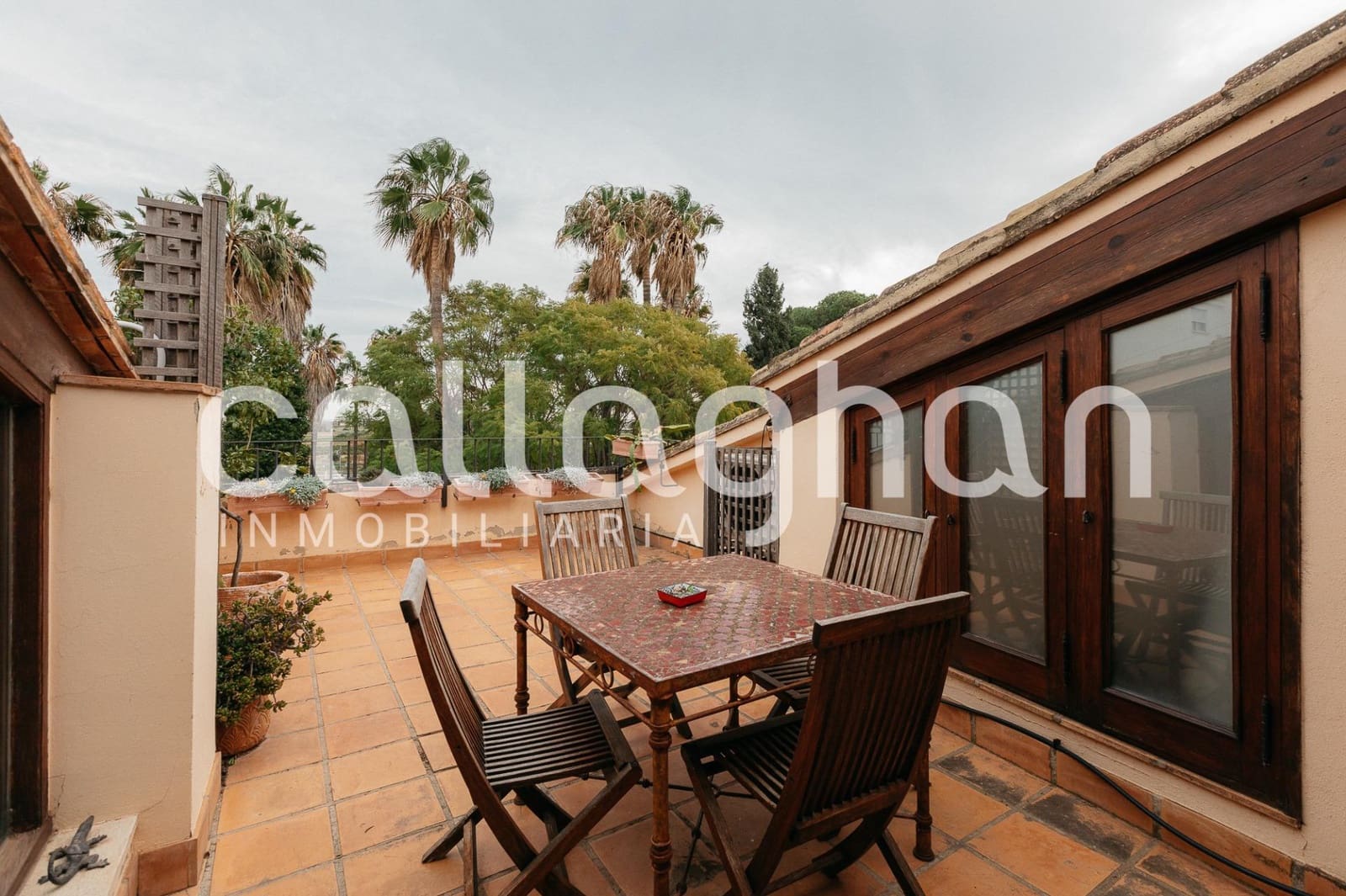 Chalet de 6 habitaciones en Rocafort en venta con piscina garaje - 3.400.000 € (Ref: 9134630)