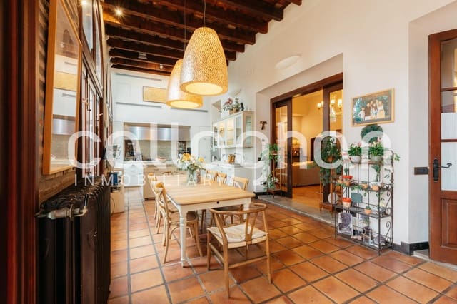 Chalet de 6 habitaciones en Rocafort en venta con piscina garaje - 3.400.000 € (Ref: 9134630)