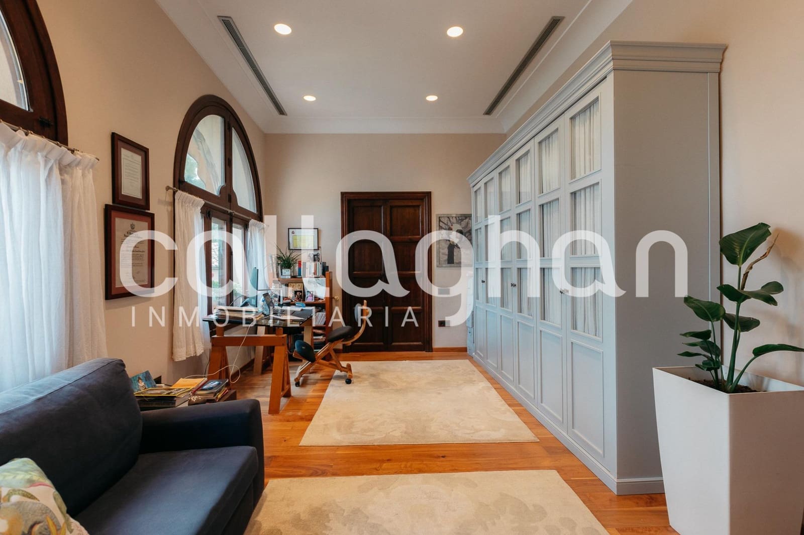 Chalet de 6 habitaciones en Rocafort en venta con piscina garaje - 3.400.000 € (Ref: 9134630)