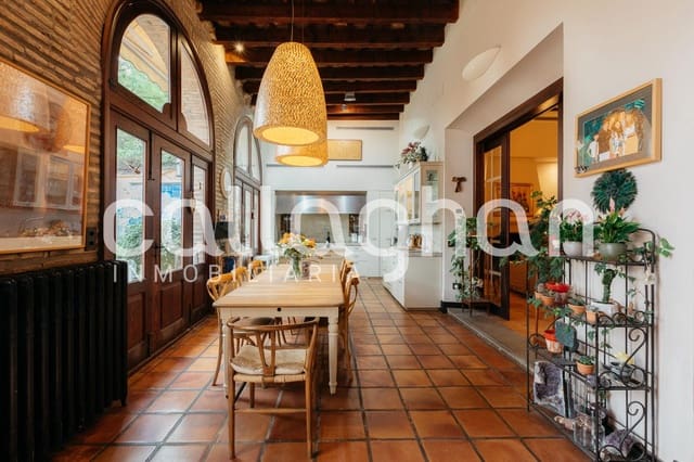 Chalet de 6 habitaciones en Rocafort en venta con piscina garaje - 3.400.000 € (Ref: 9134630)