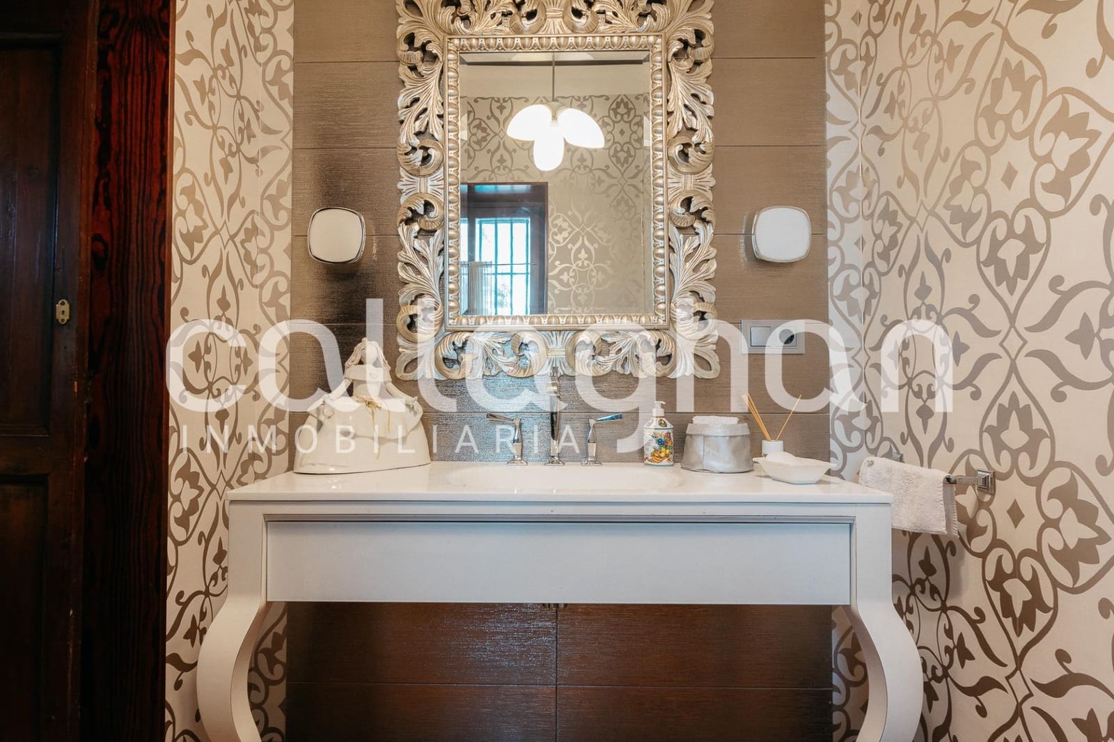 Chalet de 6 habitaciones en Rocafort en venta con piscina garaje - 3.400.000 € (Ref: 9134630)