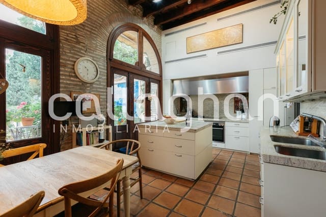 Chalet de 6 habitaciones en Rocafort en venta con piscina garaje - 3.400.000 € (Ref: 9134630)