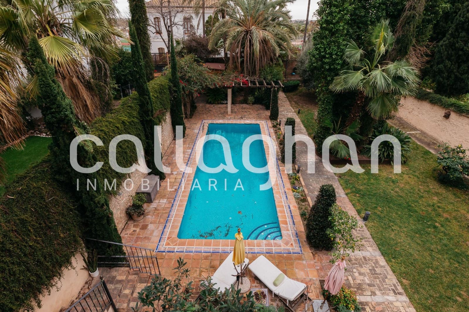 Chalet de 6 habitaciones en Rocafort en venta con piscina garaje - 3.400.000 € (Ref: 9134630)