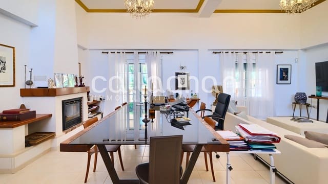 4 camera da letto Villa da affittare in Serra con piscina garage - 2.850 € (Rif: 9137318)