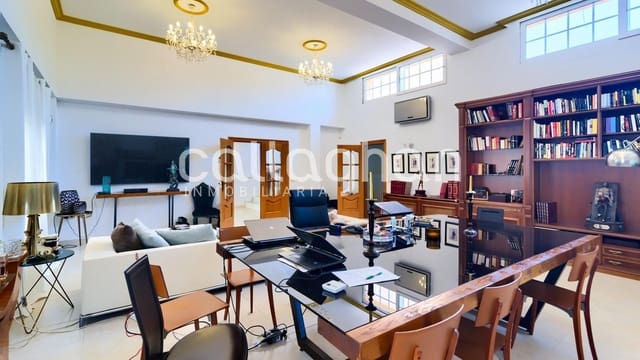 4 camera da letto Villa da affittare in Serra con piscina garage - 2.850 € (Rif: 9137318)