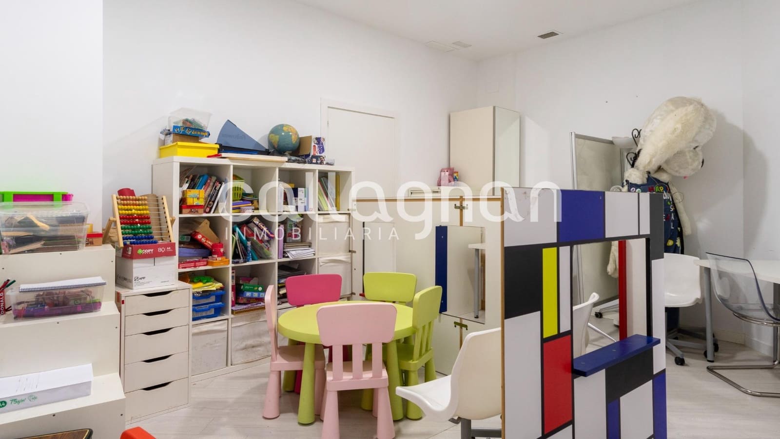 Local Comercial en València ciudad en venta - 255.000 € (Ref: 9137319)