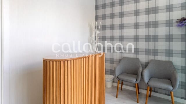 Erhverv til salg i Ciutat Universitaria, Valencia by - € 255.000 (Ref: 9137319)