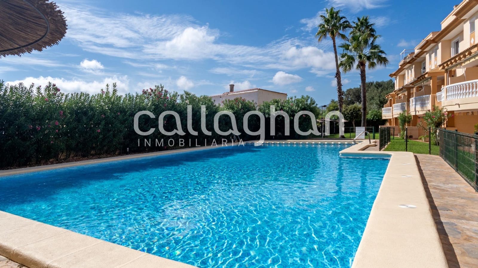 4 Zimmer Reihenhaus zu verkaufen in Oliva Nova mit Pool - 315.000 € (Ref: 9152379)