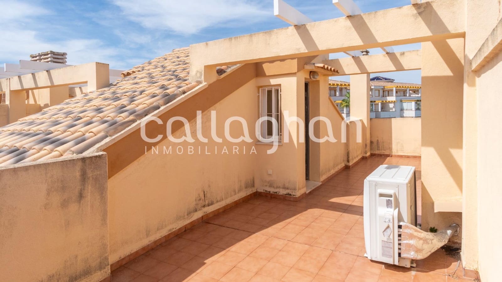 4 Zimmer Reihenhaus zu verkaufen in Oliva Nova mit Pool - 315.000 € (Ref: 9152379)