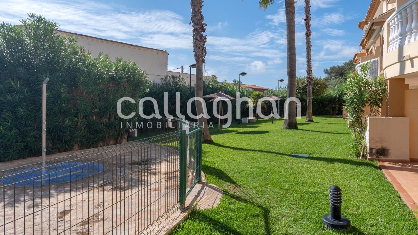 4 Zimmer Reihenhaus zu verkaufen in Oliva Nova mit Pool - 315.000 € (Ref: 9152379)