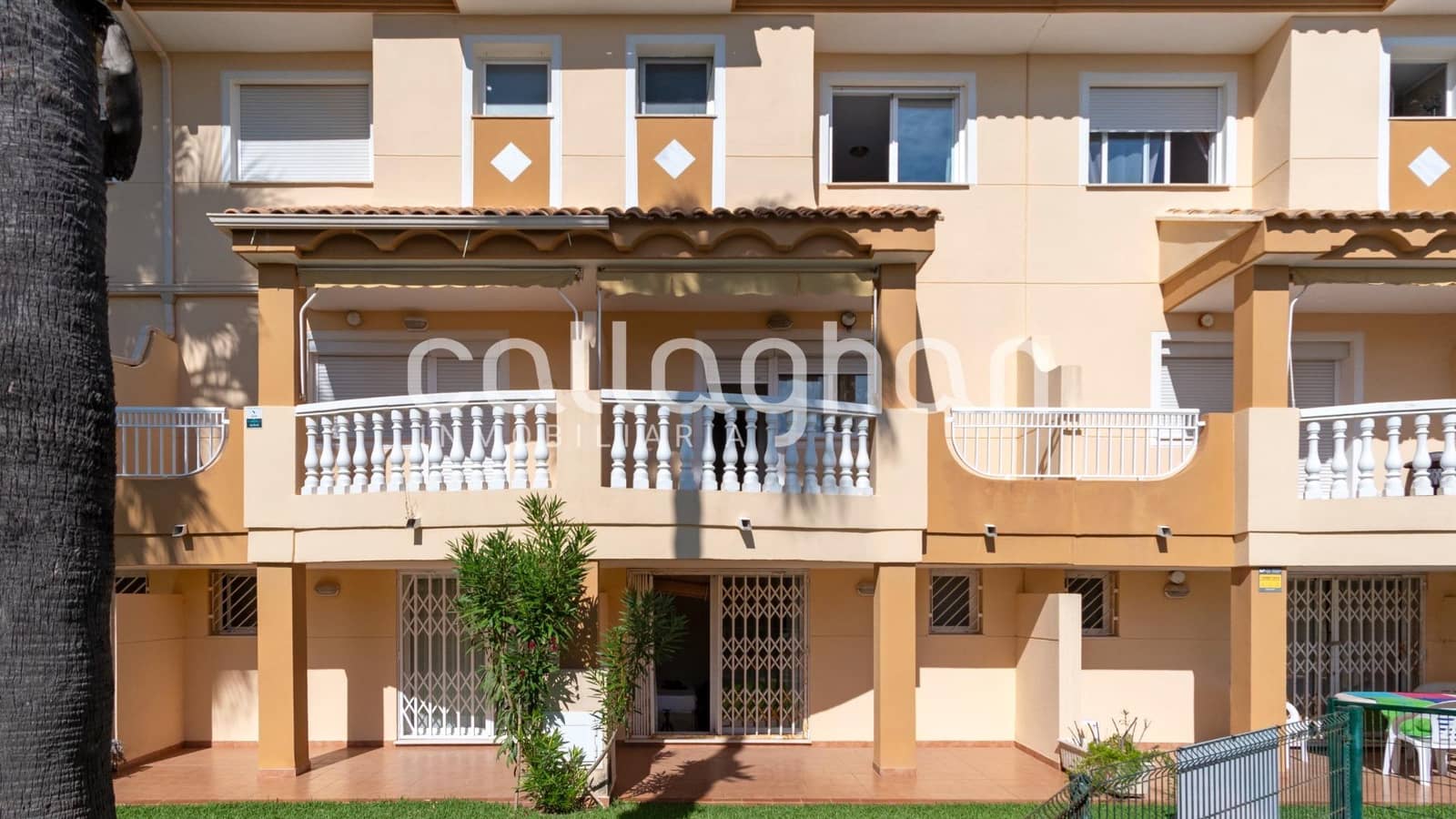 4 sypialnia Dom szeregowy na sprzedaż w Oliva Nova z basenem - 315 000 € (Ref: 9152379)