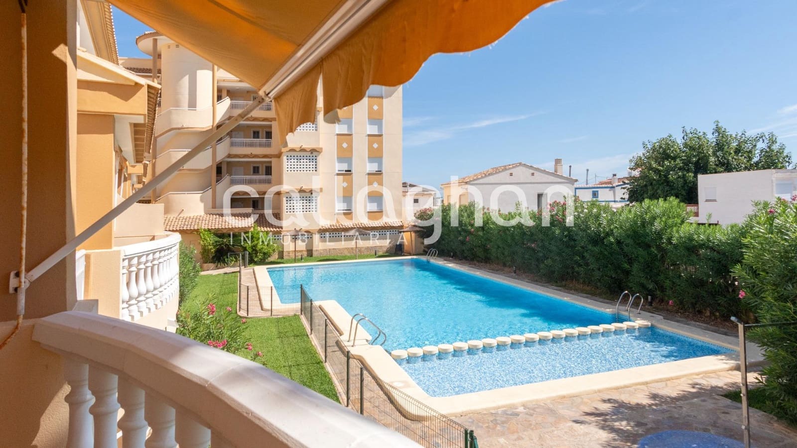 4 sypialnia Dom szeregowy na sprzedaż w Oliva Nova z basenem - 315 000 € (Ref: 9152379)