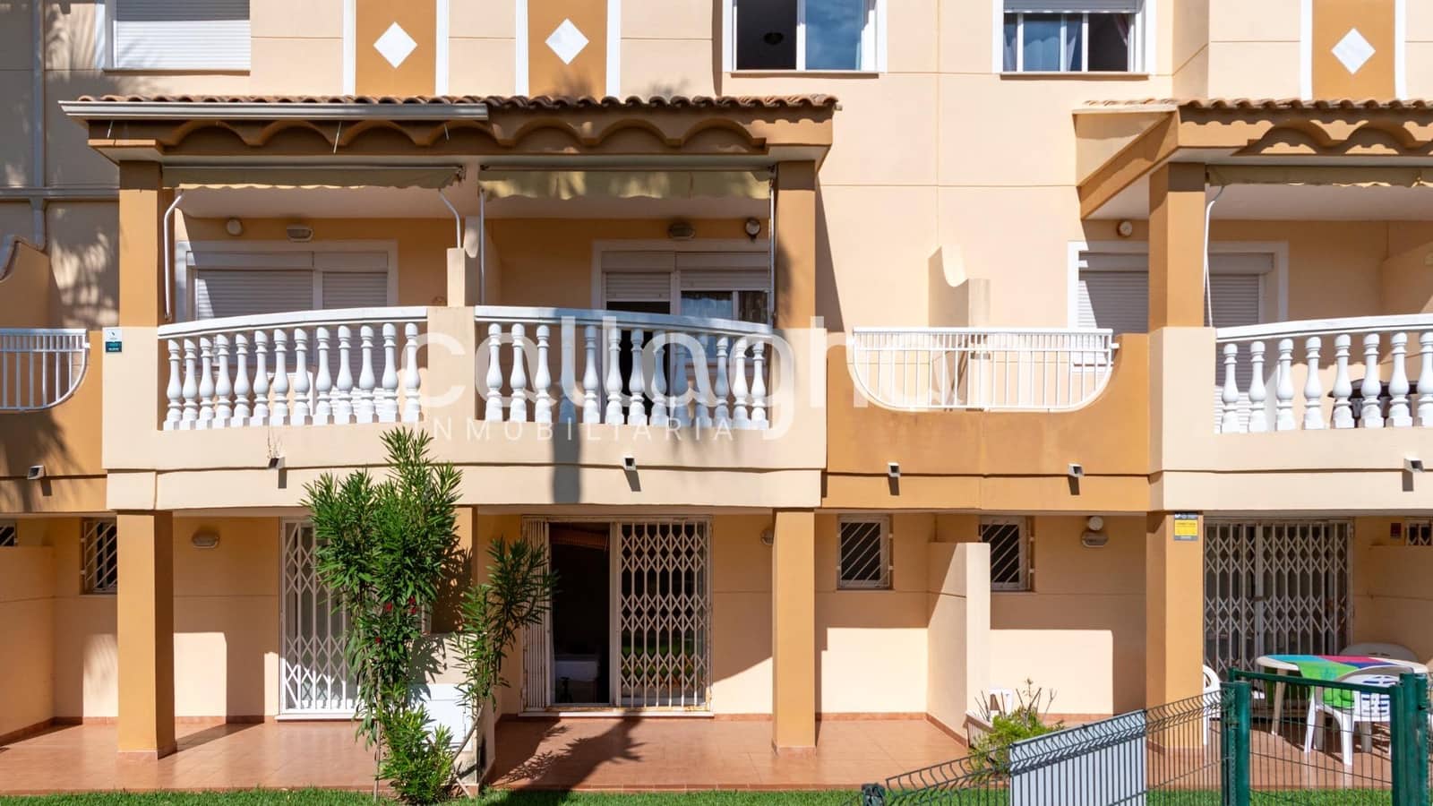 4 sypialnia Dom szeregowy na sprzedaż w Oliva Nova z basenem - 315 000 € (Ref: 9152379)